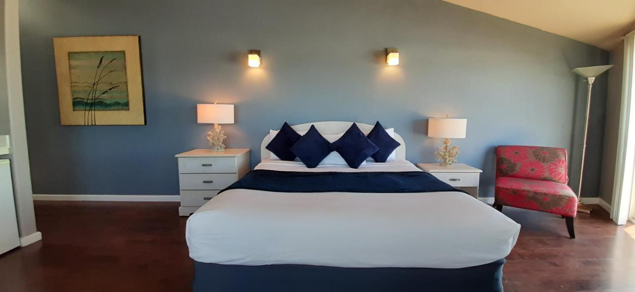 The Oceanfront 2* Shelter Cove