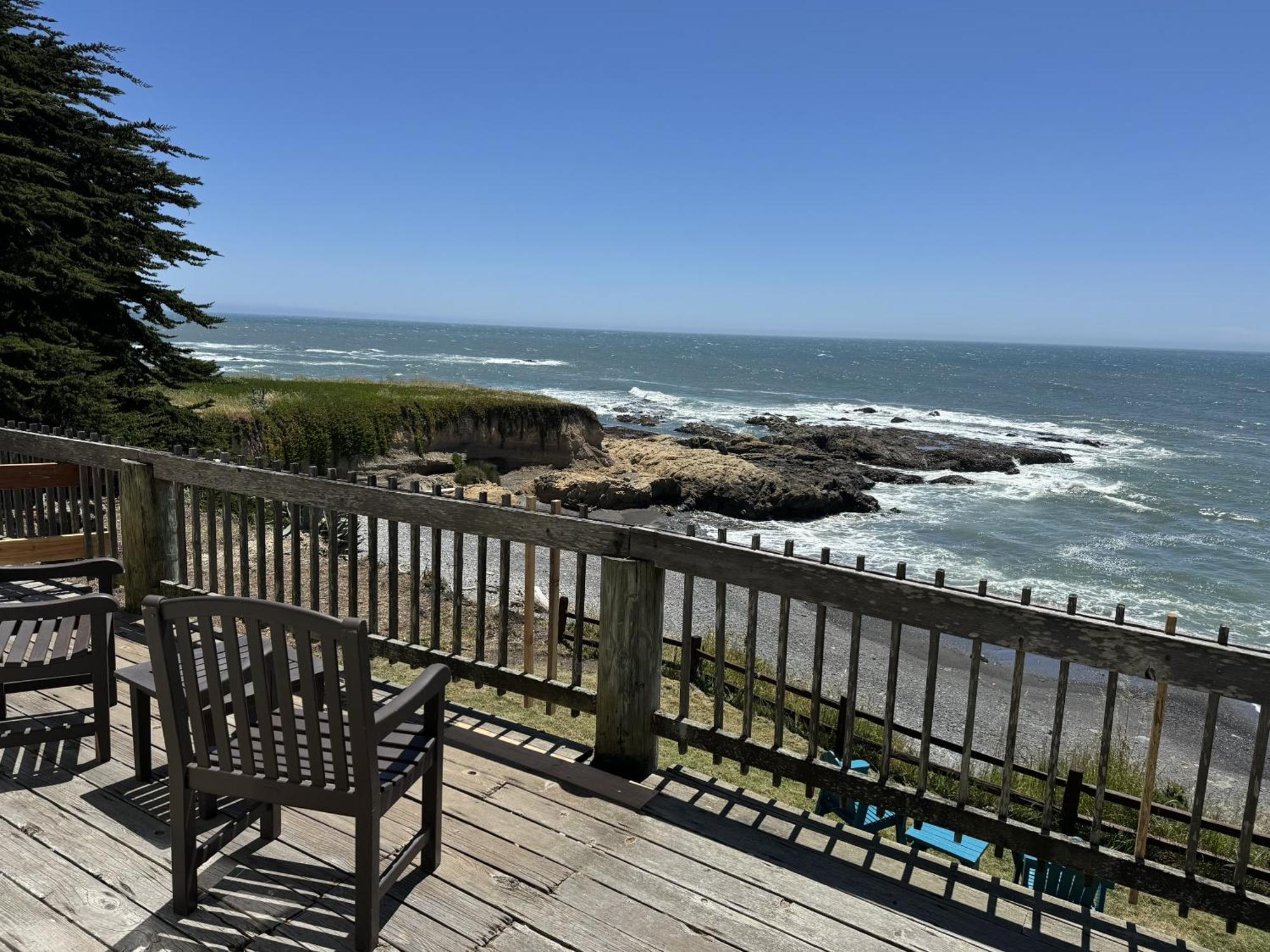 The Oceanfront 2* Shelter Cove