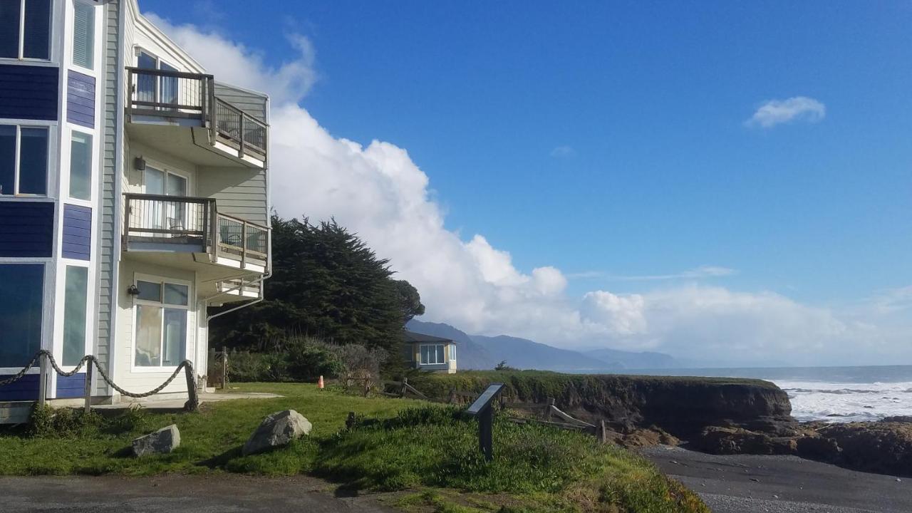 The Oceanfront Shelter Cove