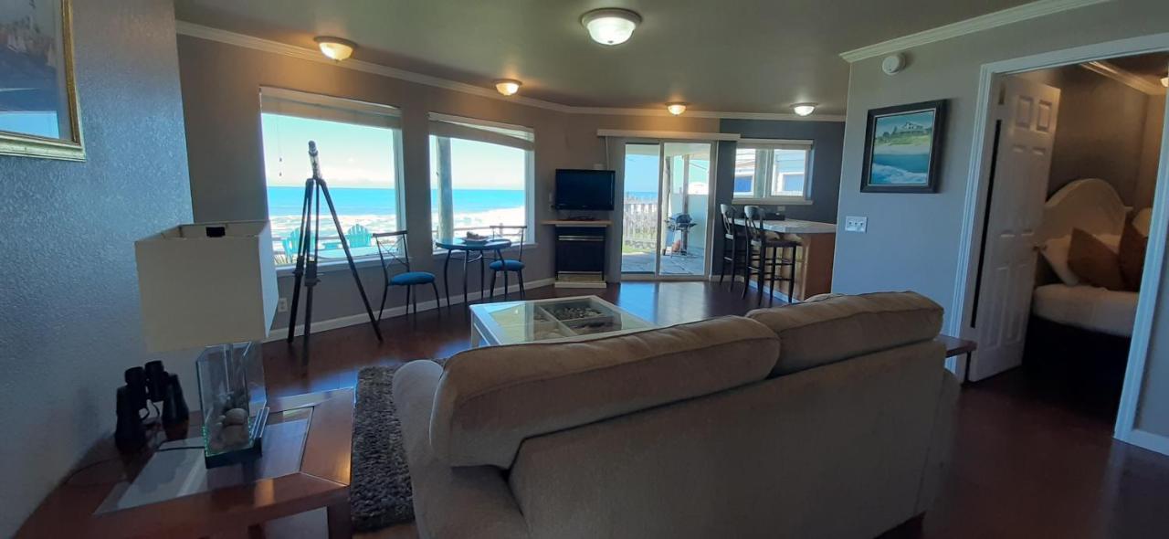 The Oceanfront Gasthof Shelter Cove